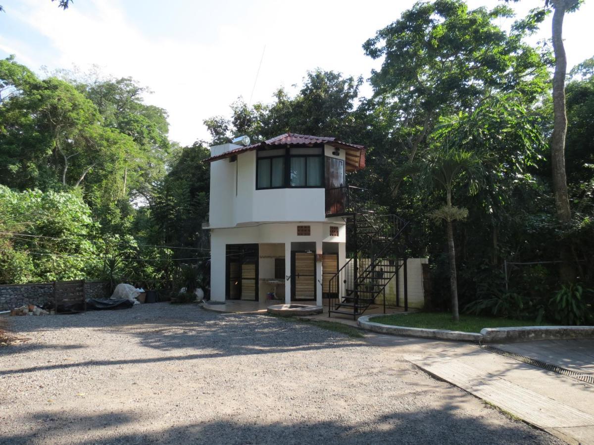 Hotel Posada Comala Kültér fotó