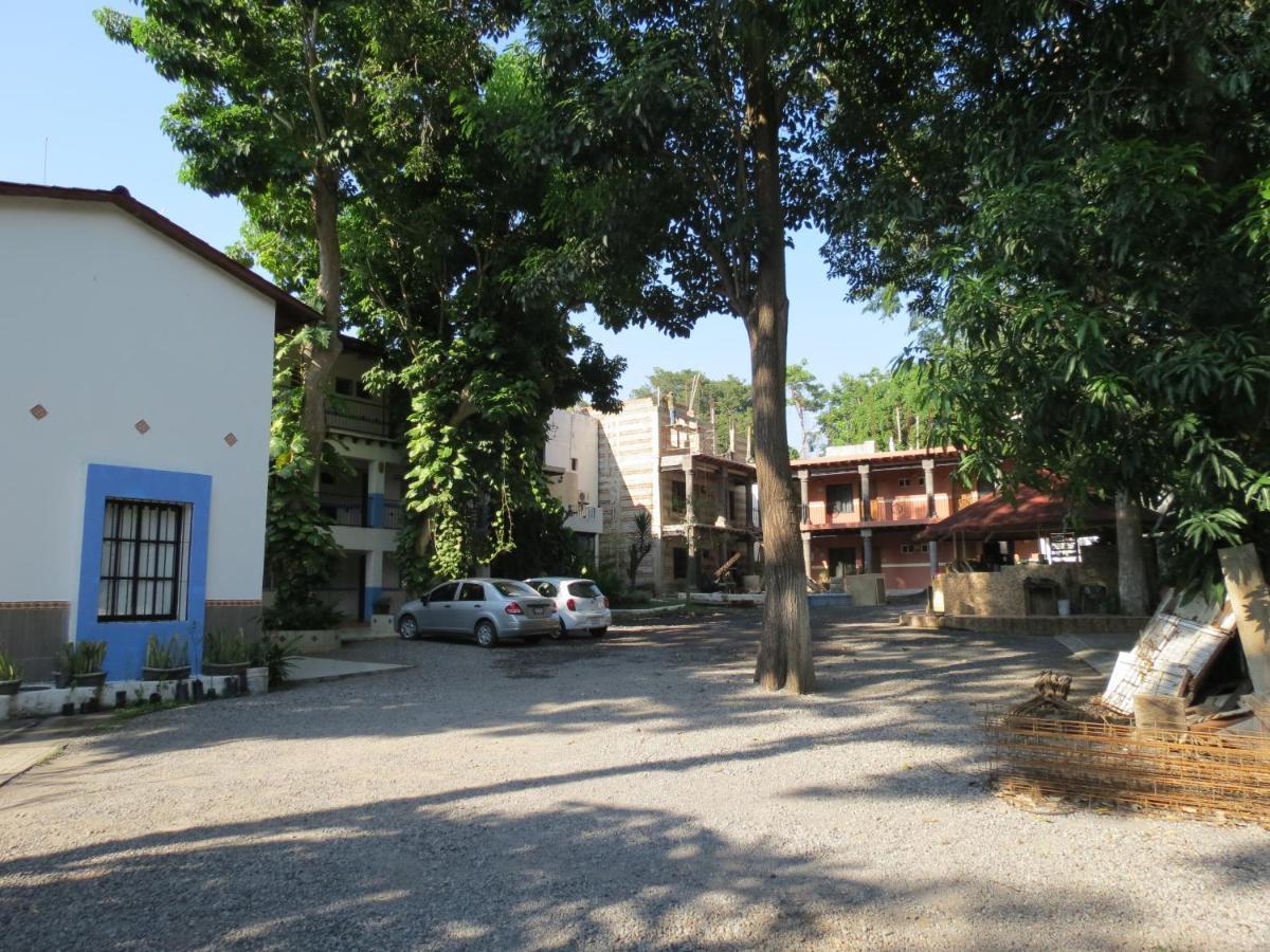 Hotel Posada Comala Kültér fotó