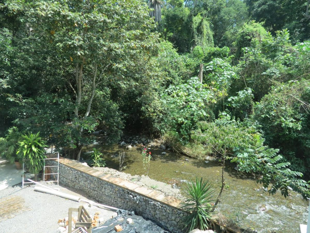 Hotel Posada Comala Kültér fotó