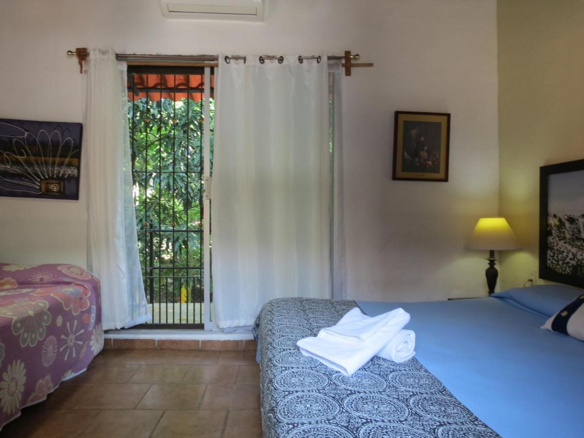Hotel Posada Comala Kültér fotó