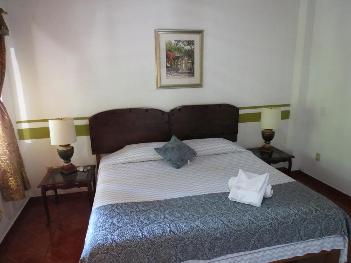 Hotel Posada Comala Kültér fotó