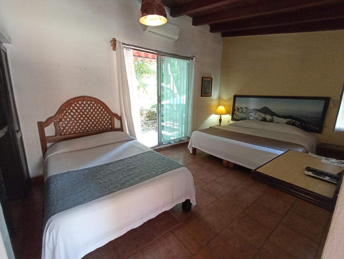 Hotel Posada Comala Kültér fotó